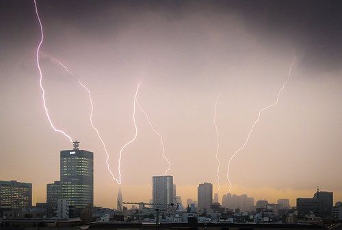 Shooting Lightnings